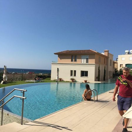 Lingna Luxury Apartment Lighthouse Paphos Eksteriør billede
