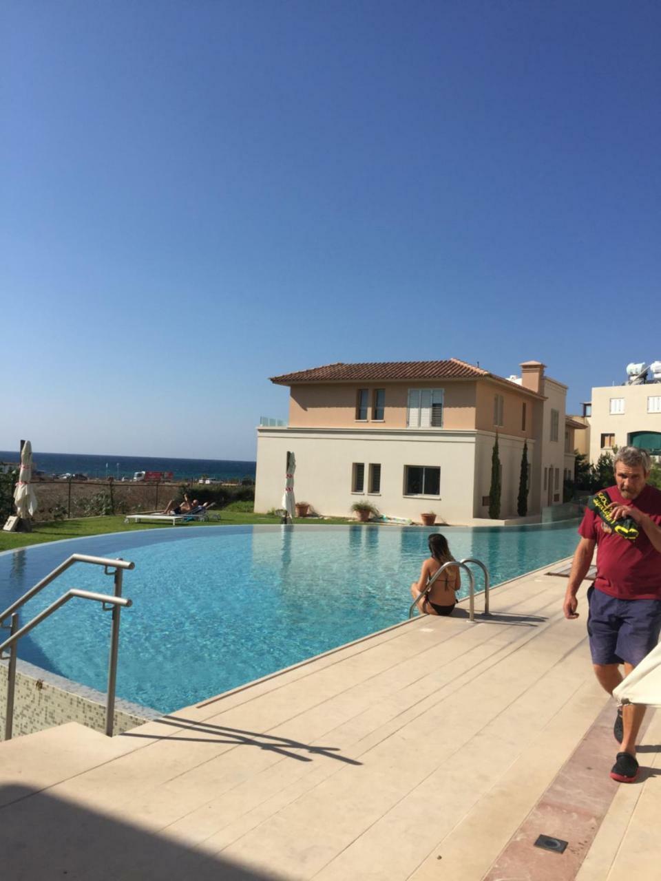 Lingna Luxury Apartment Lighthouse Paphos Eksteriør billede