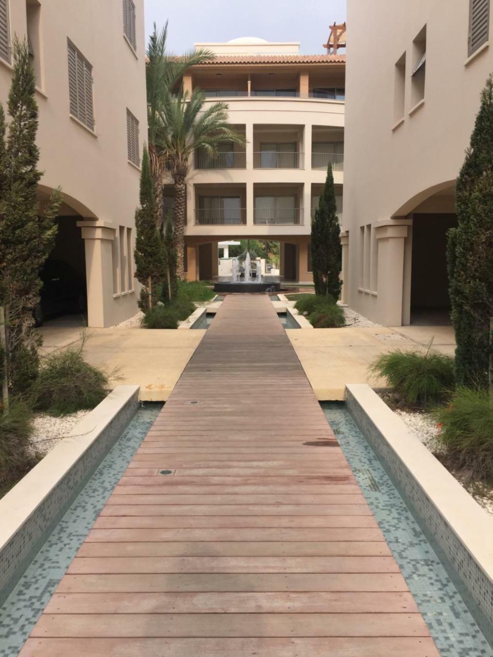 Lingna Luxury Apartment Lighthouse Paphos Eksteriør billede